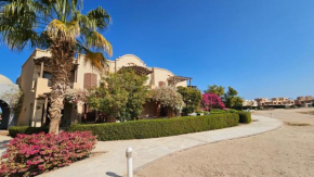 Sabina - A Luxurious Fully Furnished Ground Floor 2BD Apartment in El Gouna-Red Sea